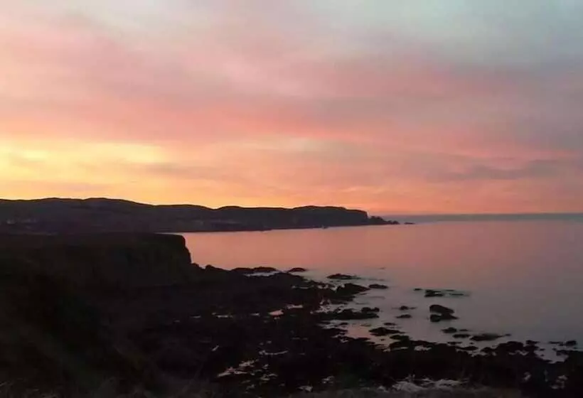 The Home Arms Cottage