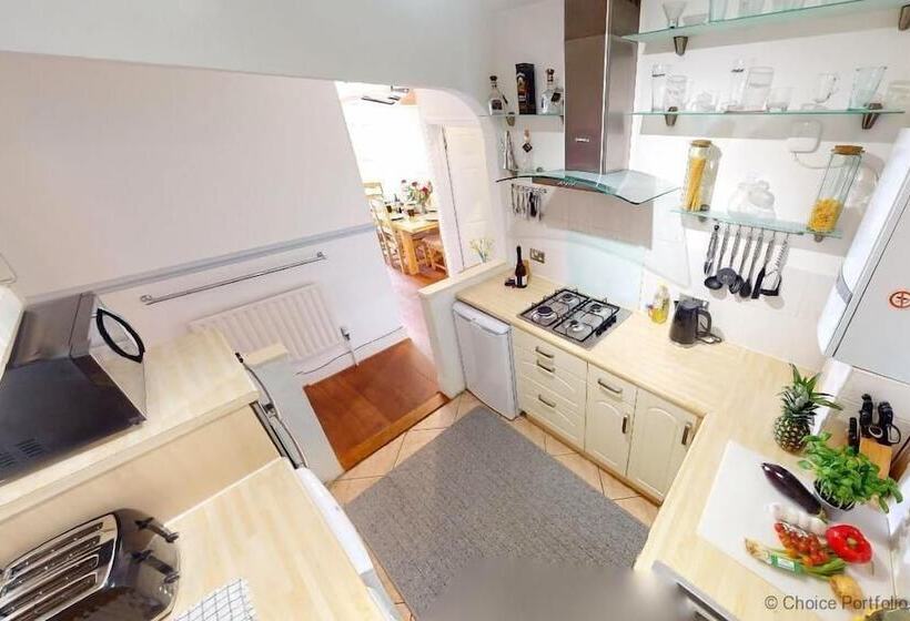 Woolacombe Hibiscus 2 Bedrooms