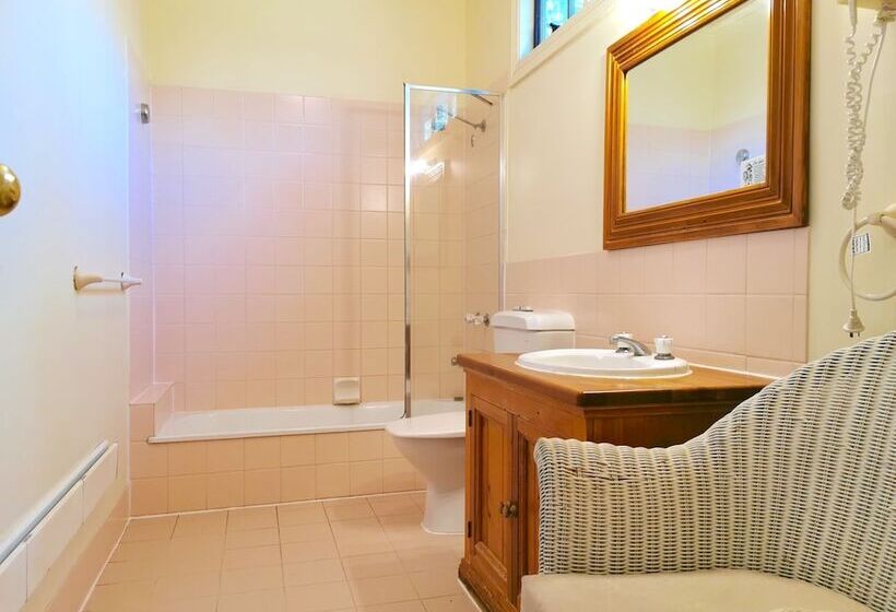 Acheron Valley Country Estate