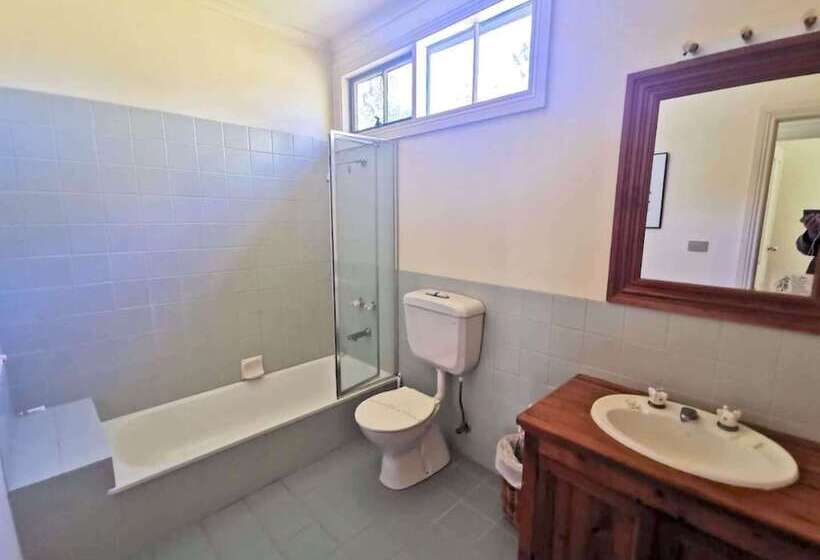 Acheron Valley Country Estate