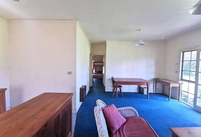 Acheron Valley Country Estate