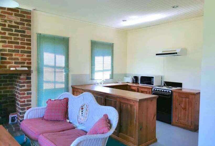 Acheron Valley Country Estate