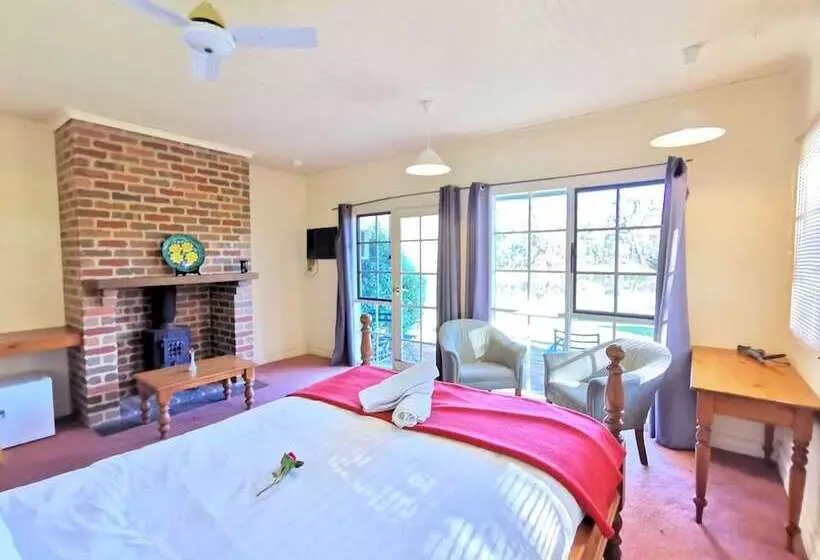 Acheron Valley Country Estate