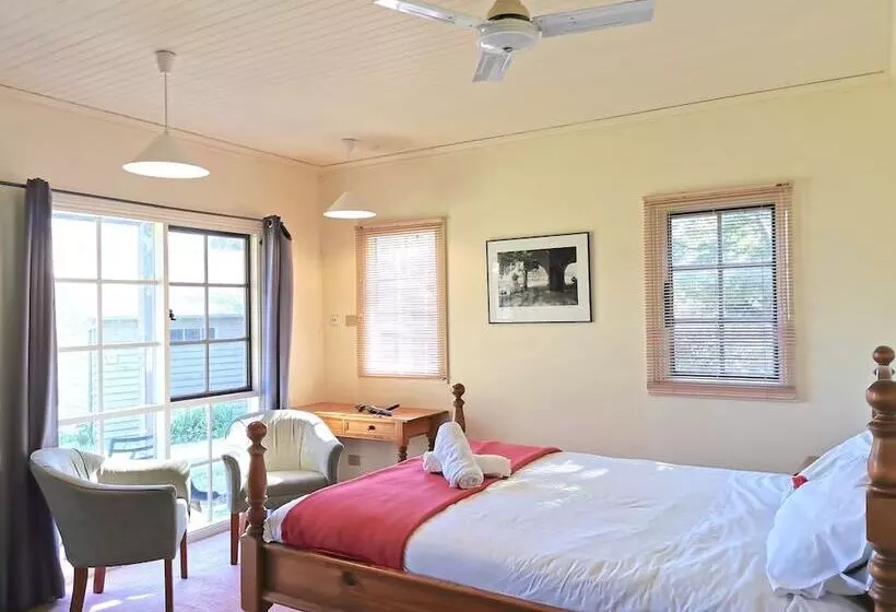 Acheron Valley Country Estate