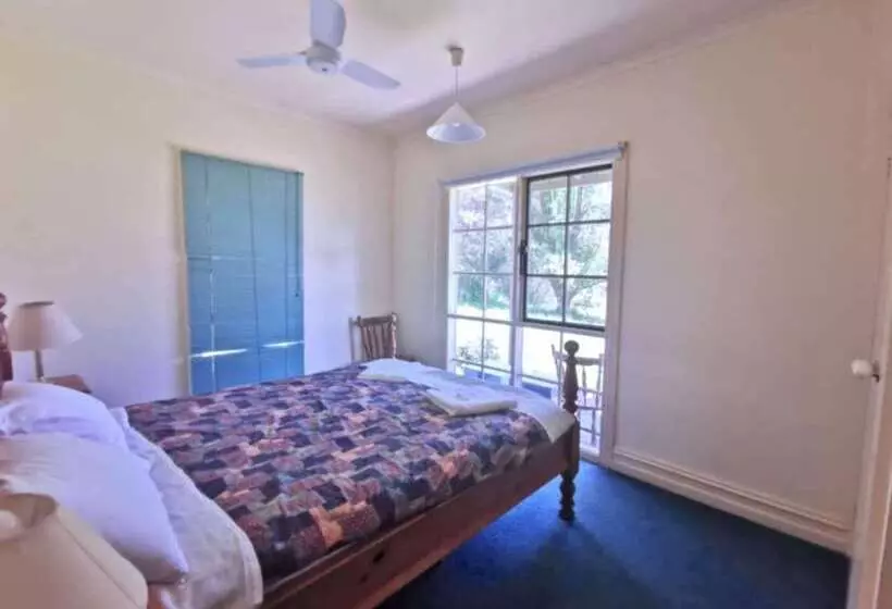 Acheron Valley Country Estate