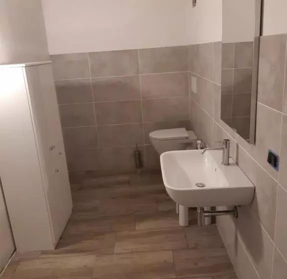 Retkeilymaja Locanda Rondolost