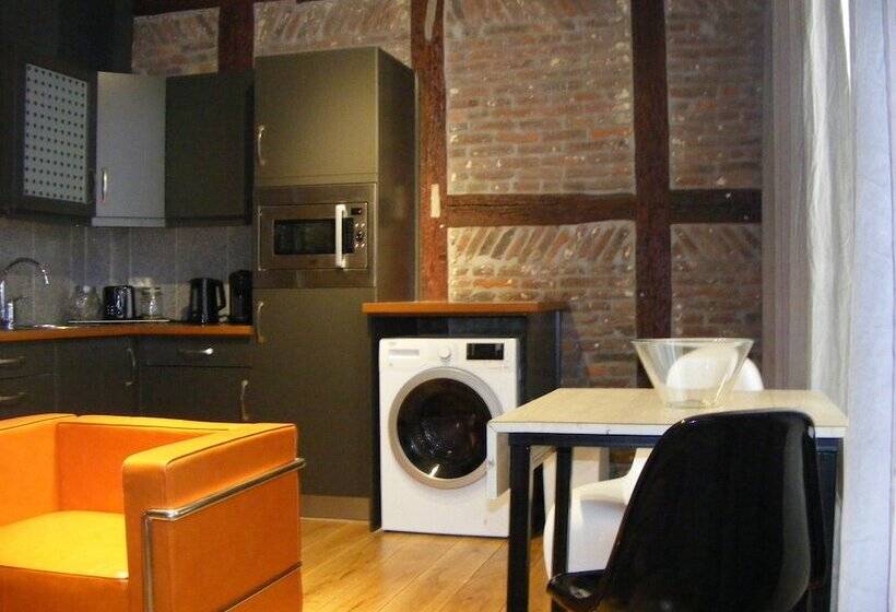 هتل Amosa Liège City Centre Apart Gerardrie 17