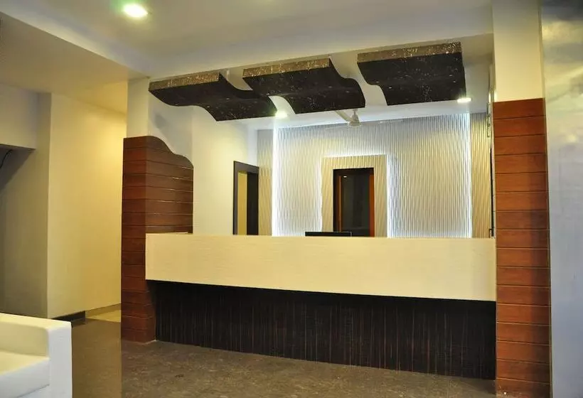 هتل Avon Internatinal