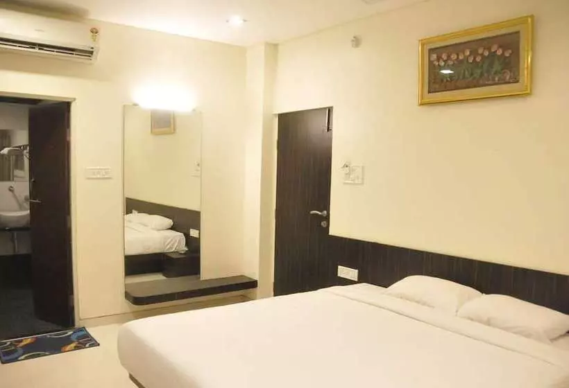 هتل Avon Internatinal