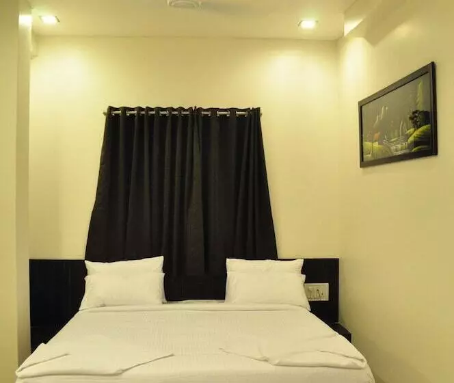 هتل Avon Internatinal