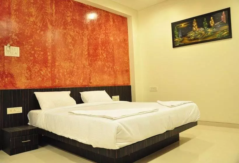 هتل Avon Internatinal