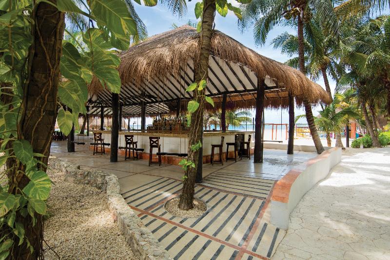 Hotelli El Dorado Seaside Palms, Catamarán, Cenote & More Inclusive