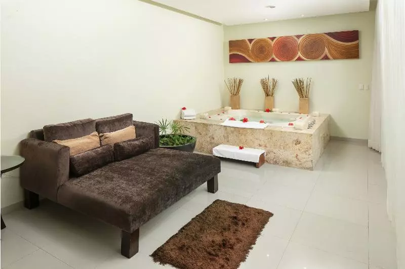 ホテル El Dorado Seaside Palms, Catamarán, Cenote & More Inclusive