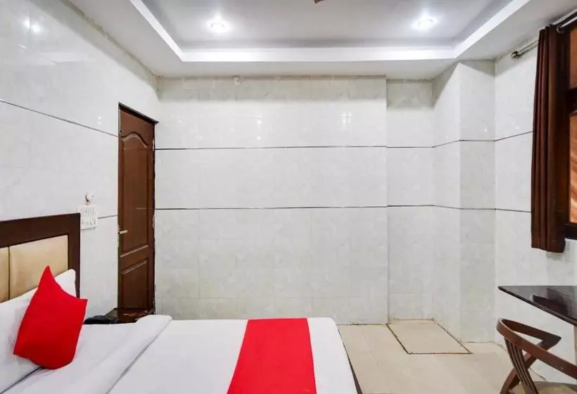 ホテル Oyo 75255  Goldy