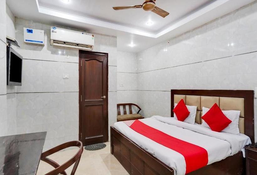 فندق Oyo 75255  Goldy