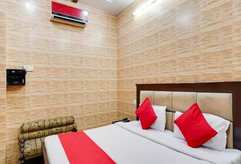 ホテル Oyo 75255  Goldy