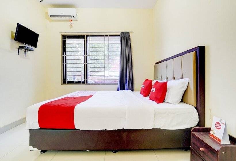 Otel Oyo 90052 Star House