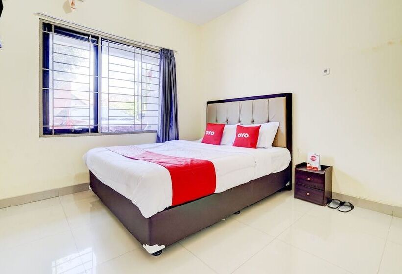 Otel Oyo 90052 Star House