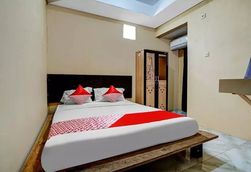 Hotelli Oyo 90081 Pondok Sabaraya 2 Syariah