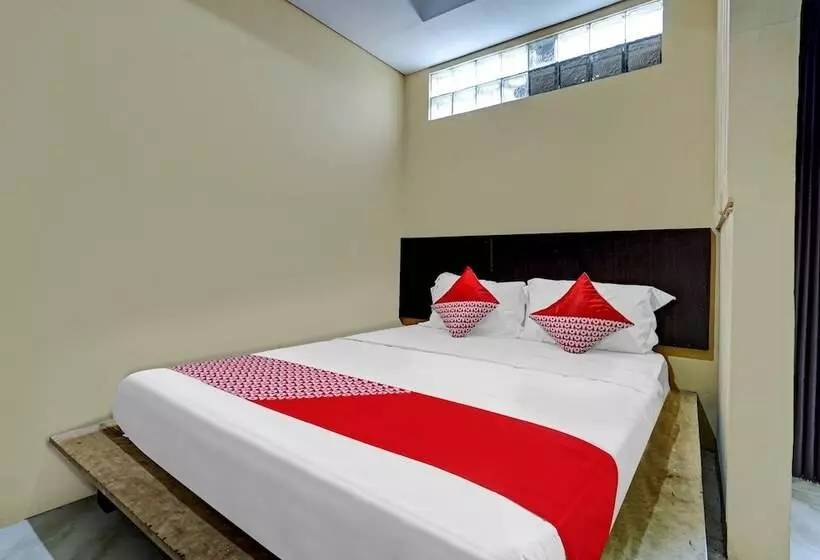 Hotelli Oyo 90081 Pondok Sabaraya 2 Syariah