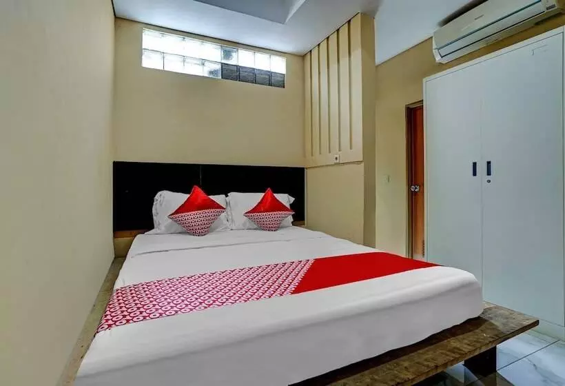 Hotelli Oyo 90081 Pondok Sabaraya 2 Syariah
