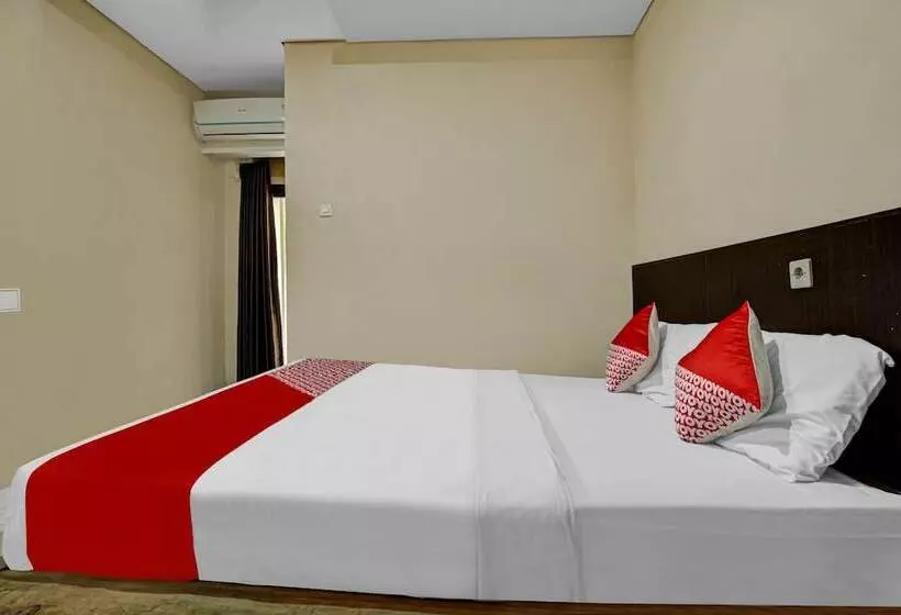 Hotelli Oyo 90081 Pondok Sabaraya 2 Syariah