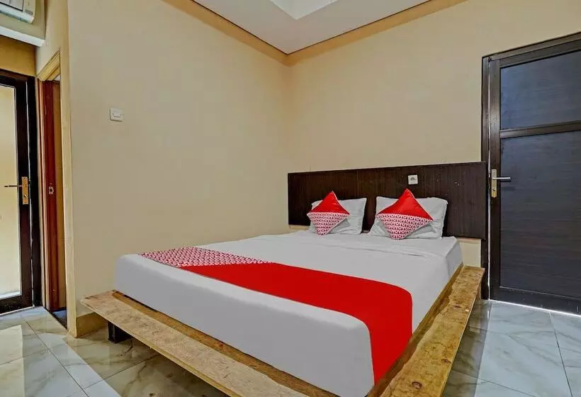 Hotelli Oyo 90081 Pondok Sabaraya 2 Syariah