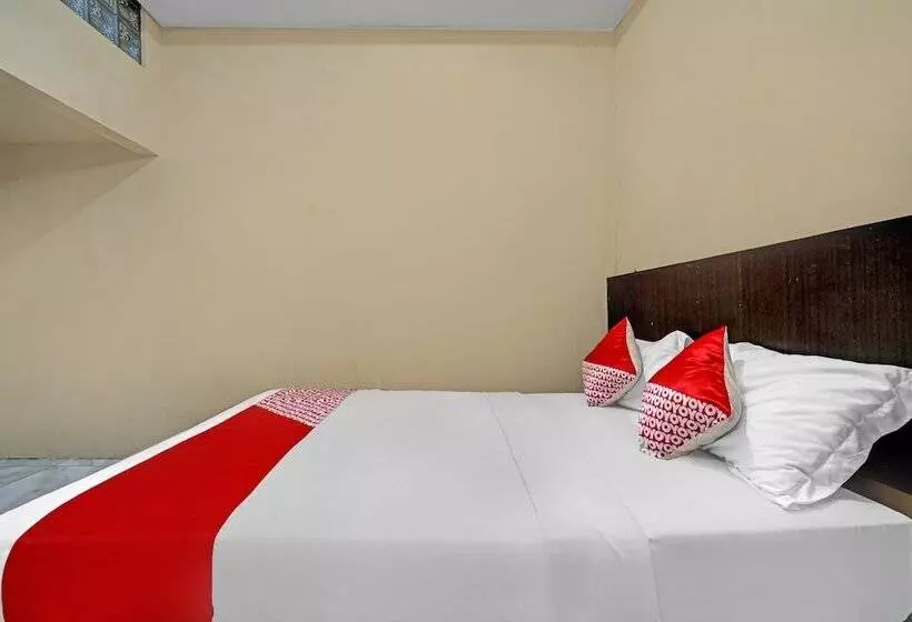 Hotelli Oyo 90081 Pondok Sabaraya 2 Syariah