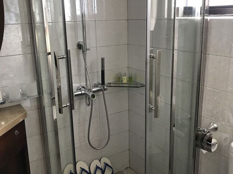 هتل Sea Fun Villa