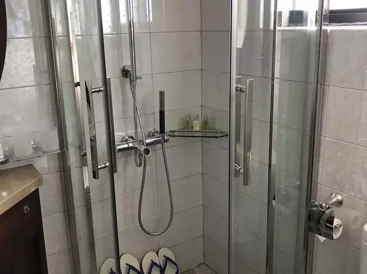 هتل Sea Fun Villa