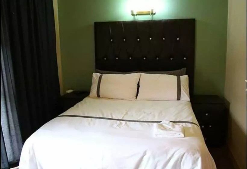 ペンション Nmb Guest House