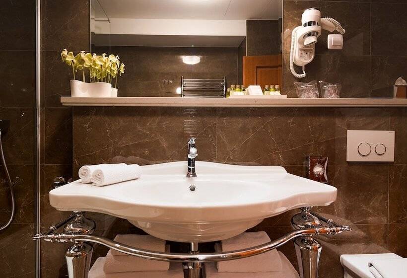 Pension Priska Heritage Rooms