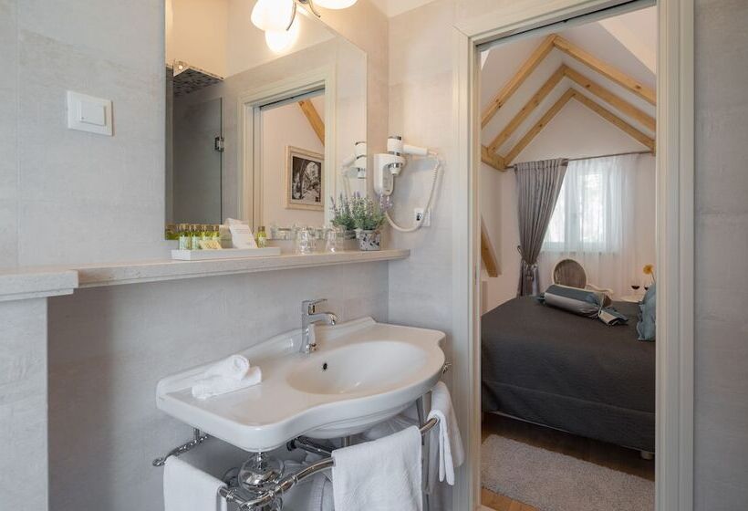 Pension Priska Heritage Rooms