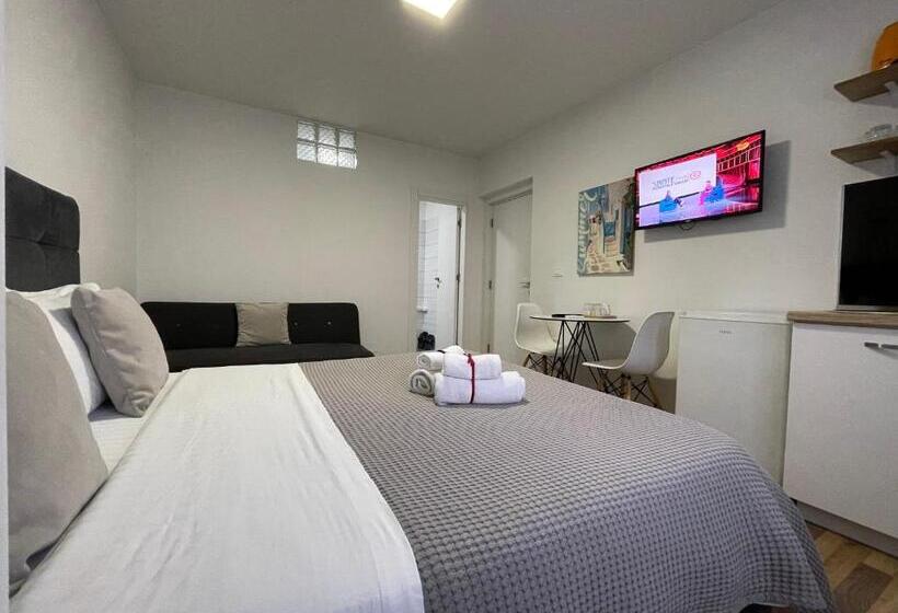 Central Studio Apartments