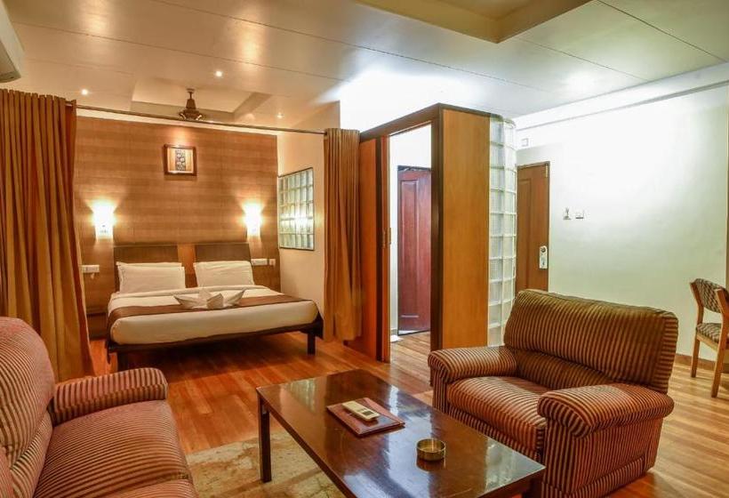 בית מלון כפרי Orient Crown, Kolhapur