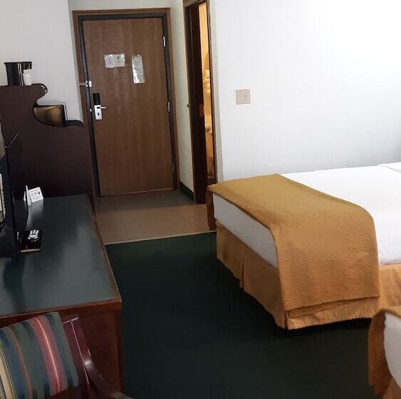 Отель Pleasant Moose Lodge