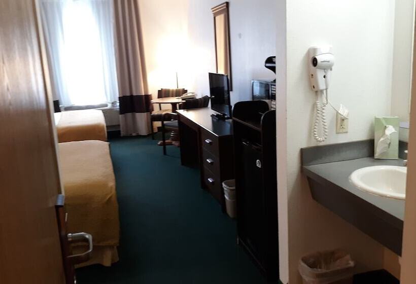 Отель Pleasant Moose Lodge