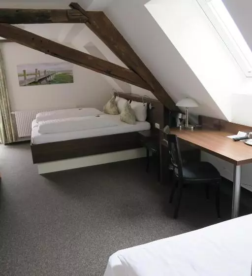 ホテル Zum Baeren