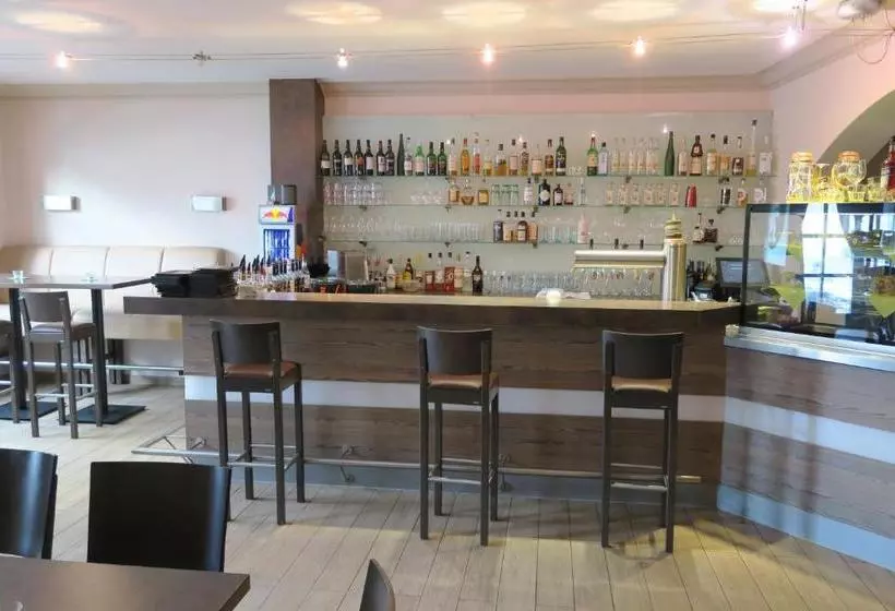 ホテル Zum Baeren