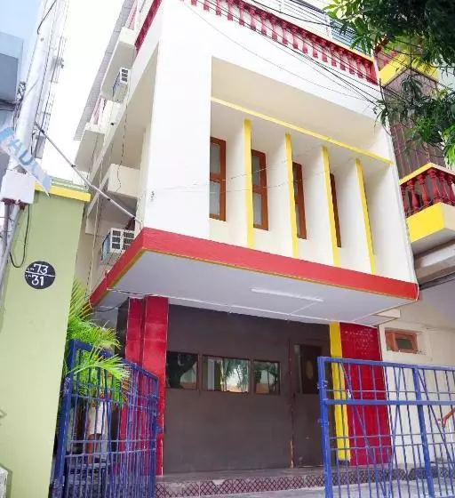 پانسیون Daffodils Serviced Apartment