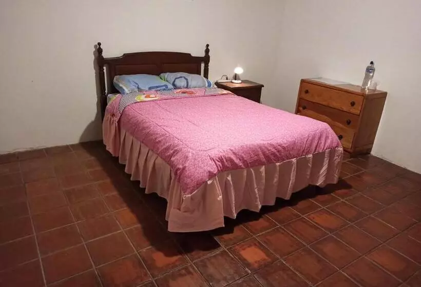 Quito Eco Lodge Airport   B&b