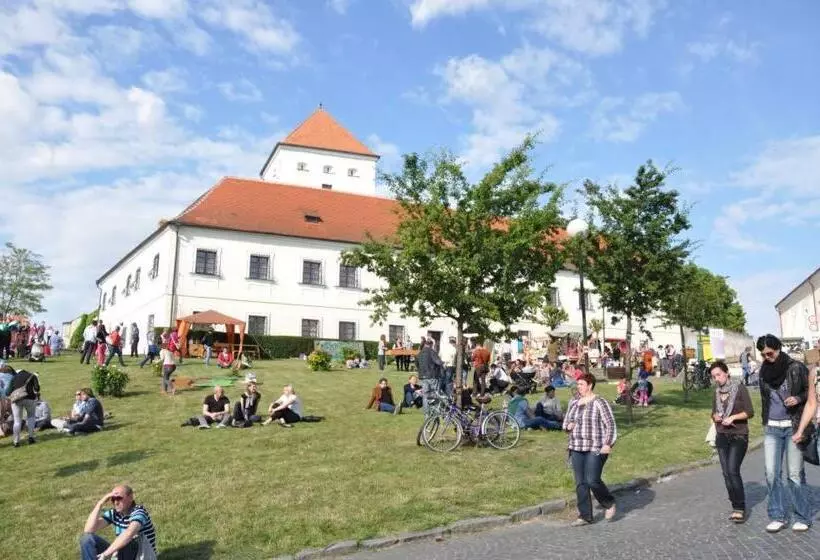 Hotelli Chateau Zamek Cejkovice