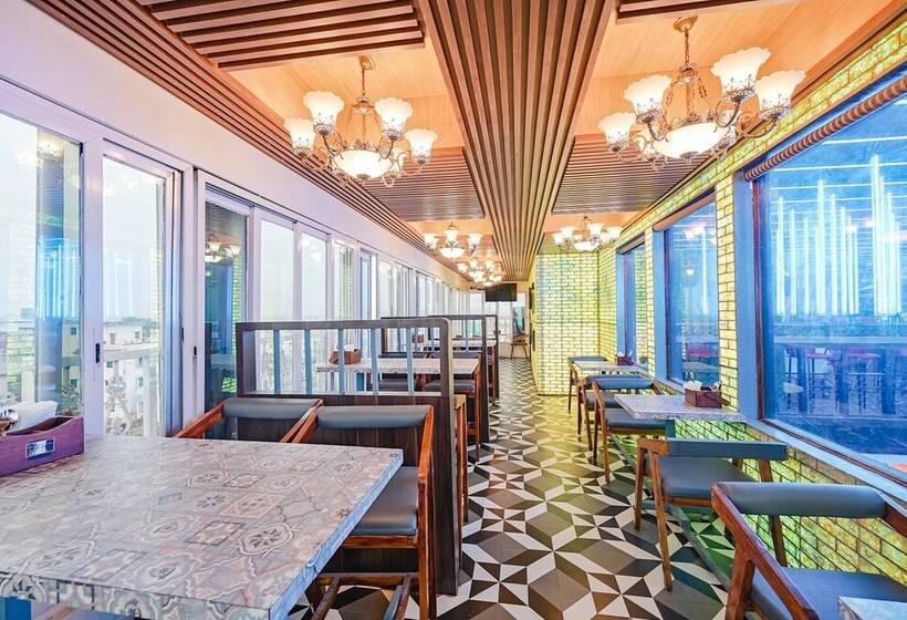 Fabhotel Prime Middleton   Nr Niladri Vihar Square