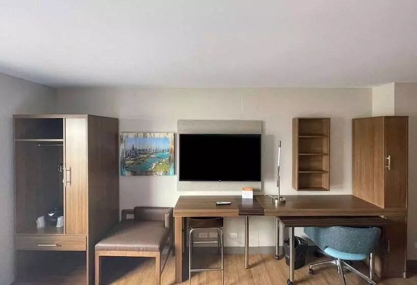 ホテル Mainstay Suites Oakbrook Terrace  Chicago