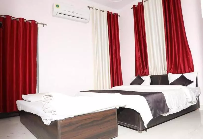 Hotelli The Forest View Resort