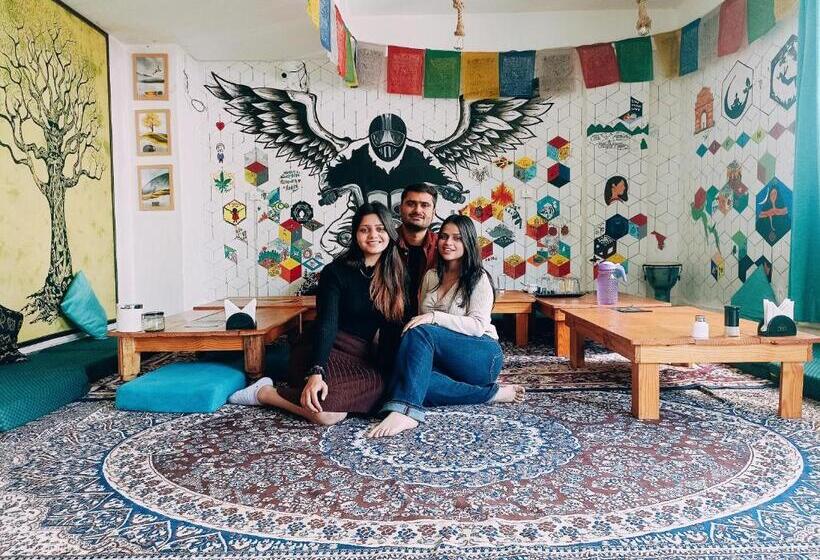 فندق The Moksham