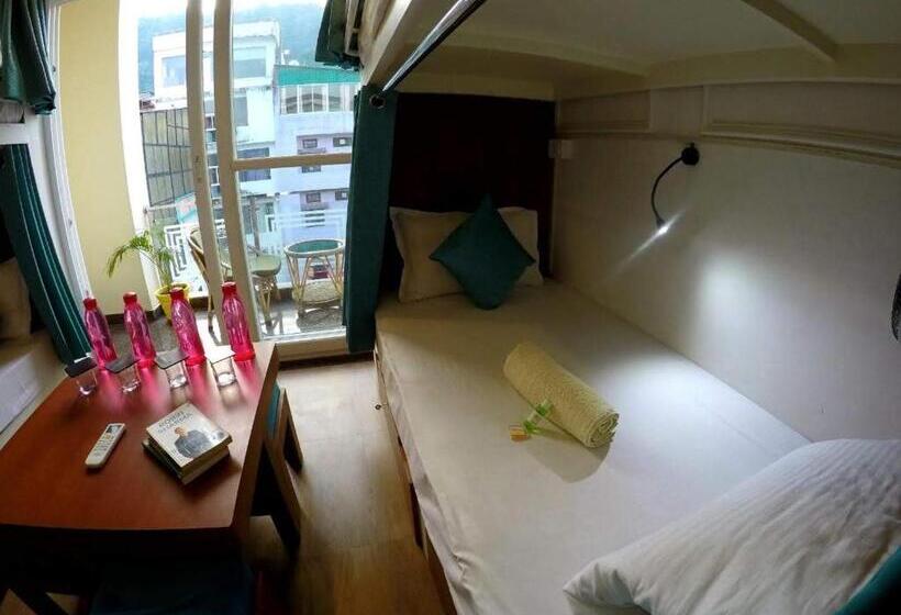 فندق The Moksham