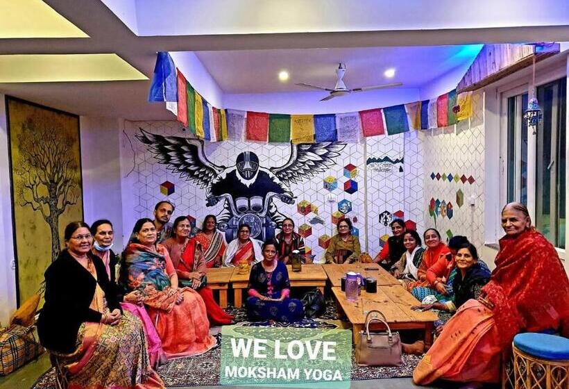 فندق The Moksham