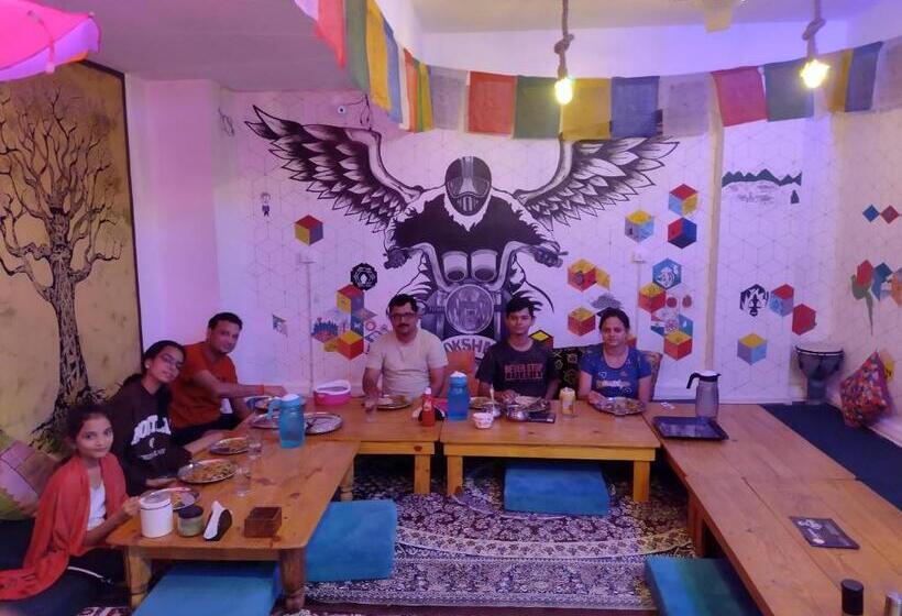 فندق The Moksham