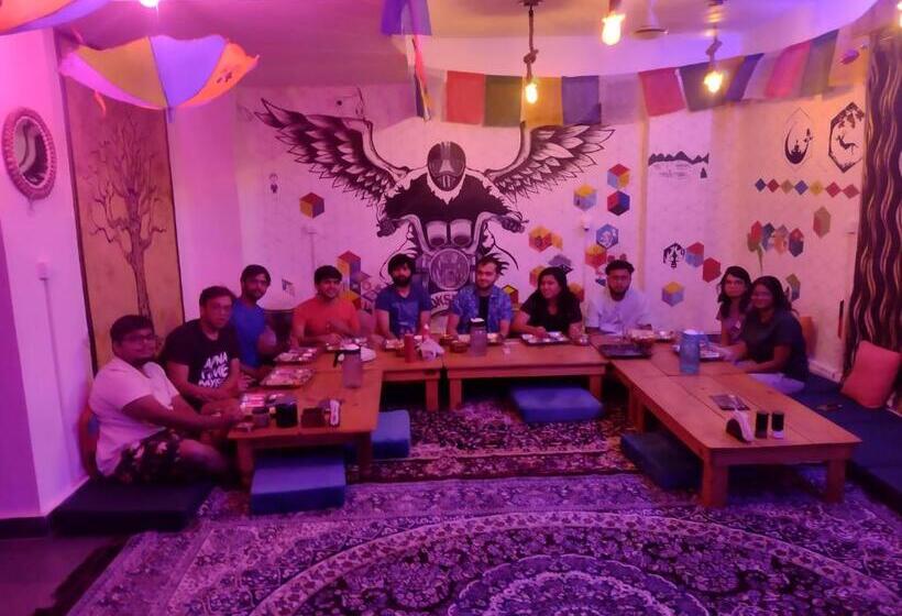 فندق The Moksham